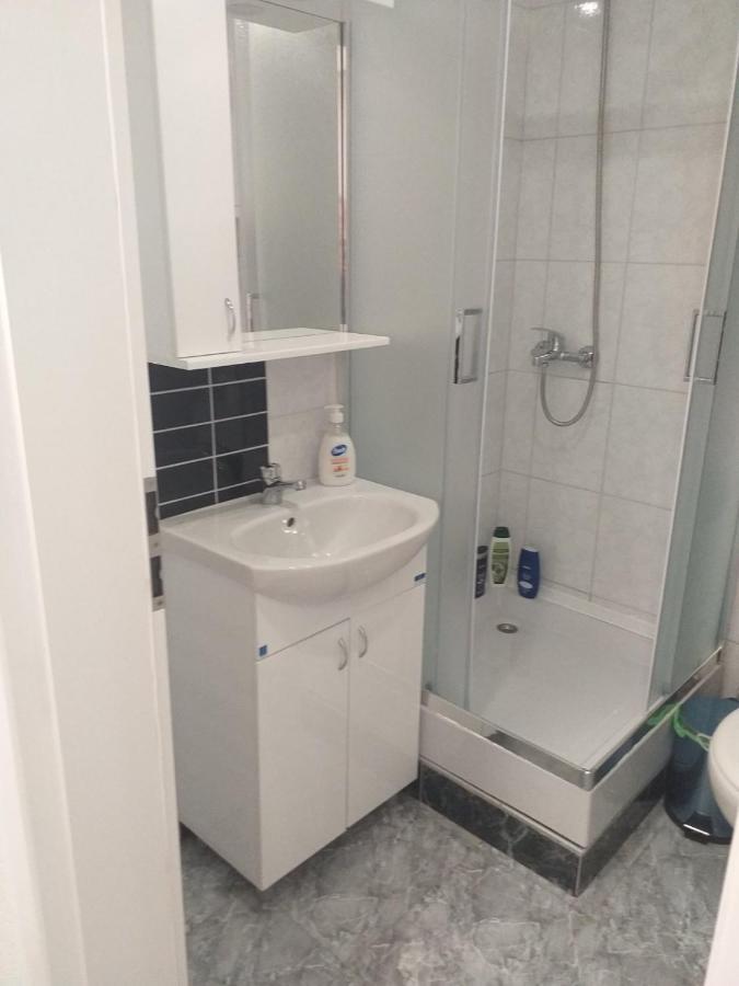 Apartmani Loznica Apartment *